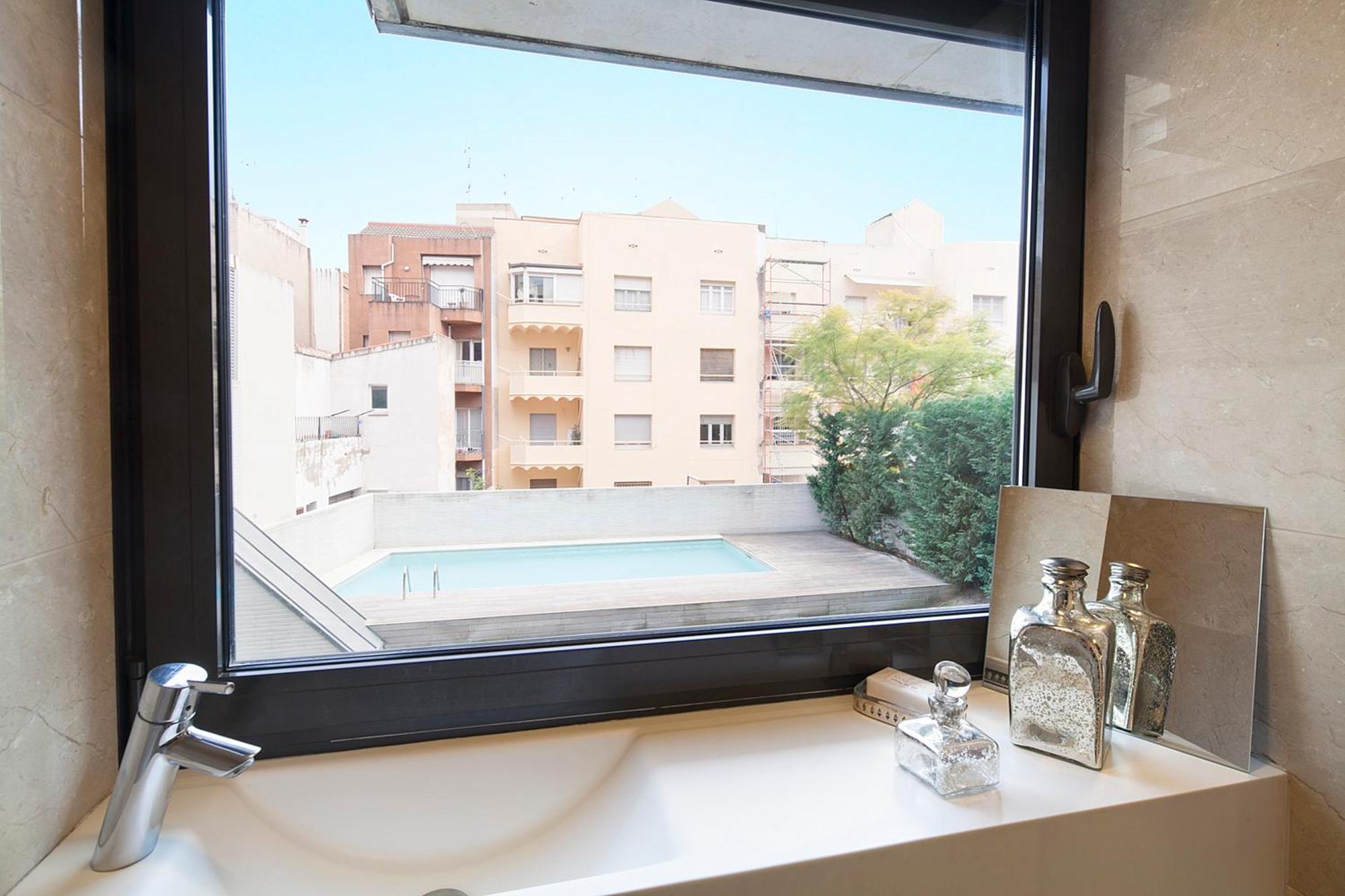 My Space Emirates - Splendid Apartment With Terrace And Pool Near Park Gueell Barcelona Exteriér fotografie