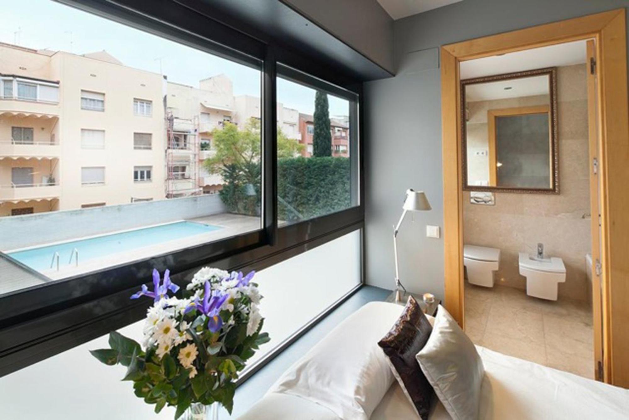 My Space Emirates - Splendid Apartment With Terrace And Pool Near Park Gueell Barcelona Pokoj fotografie